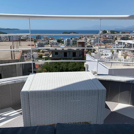 Henardi Apartments Ксамил Екстериор снимка