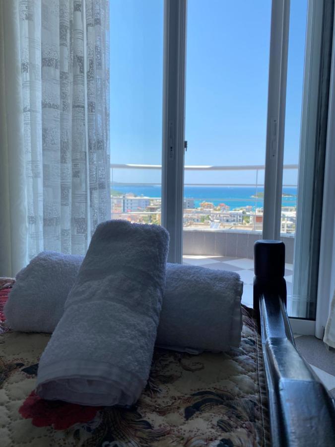 Henardi Apartments Ксамил Екстериор снимка